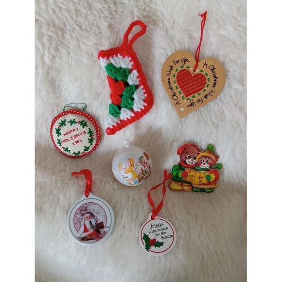 The Unbranded Brand Other - Lot of 7 Vintage Misc. Christmas Ornaments CrossStitch Wood Porcelain Crochet